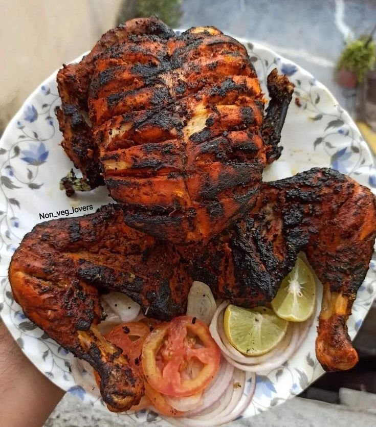 oye_New_Bie's tweet photo. Chicken or Fish? https://t.co/07T6QG8B1N