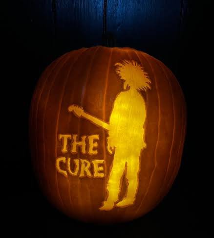 Happy halloween! 🎃🖤🖤🎃