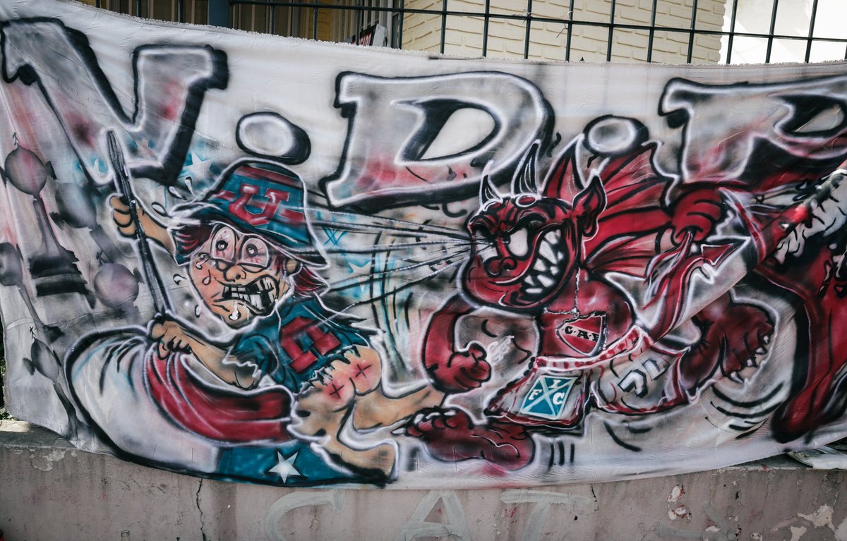 Afuera los traidores