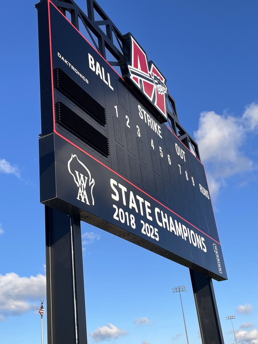BaseballMuskego's tweet image. New addition to the scoreboard..
Special thanks to MHS grounds crew for all you do!