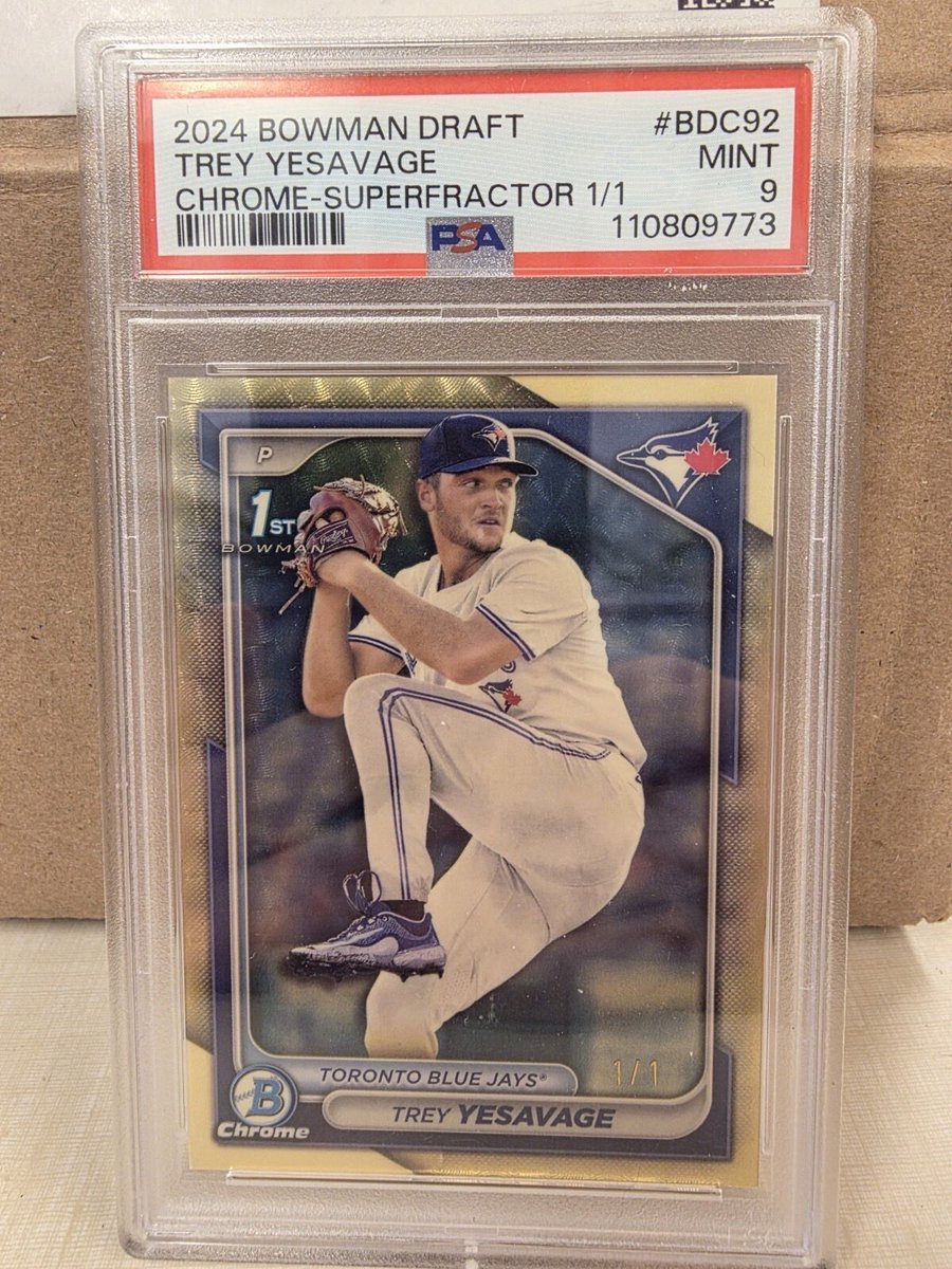 The Collectibles Guru tweet media