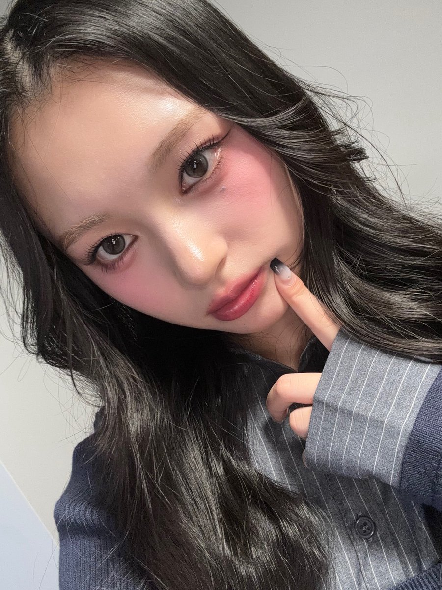 ♡ちゃん くろあめﾁｬﾝ🍭🖤 (@96_amechan) / Posts / X