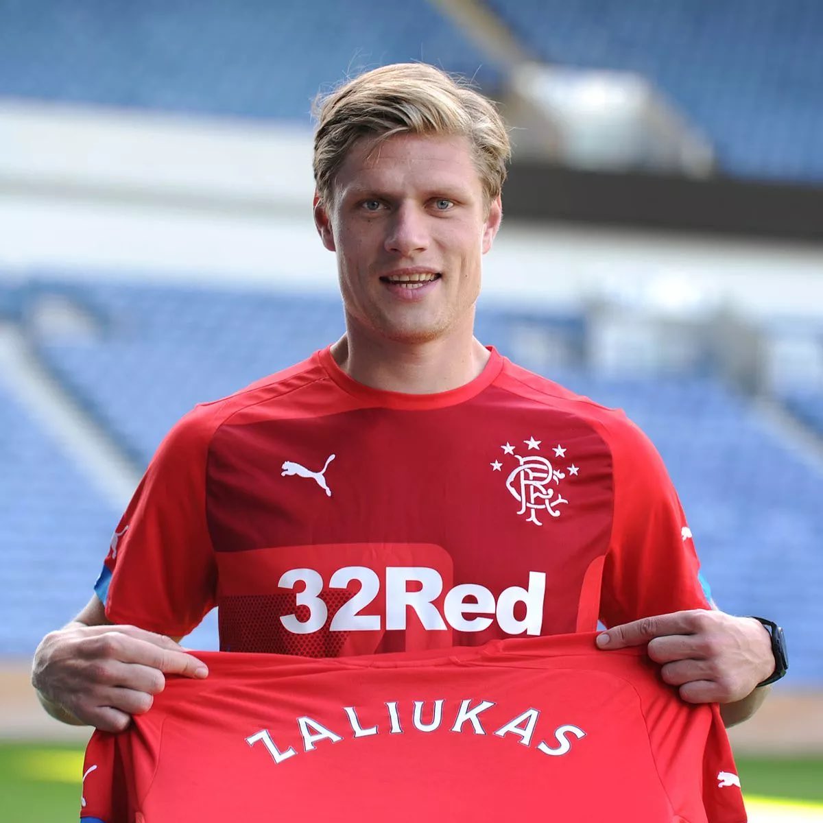 💙 Today, we remember former Rangers and Lithuanian international Marius Žaliūkas.

Marius signed for Rangers in July 2014, made 28 appearances and scored two goals. 

He passed away on this day five years go aged just 36, from Motor Neurone Disease.

#AlwaysRemembered