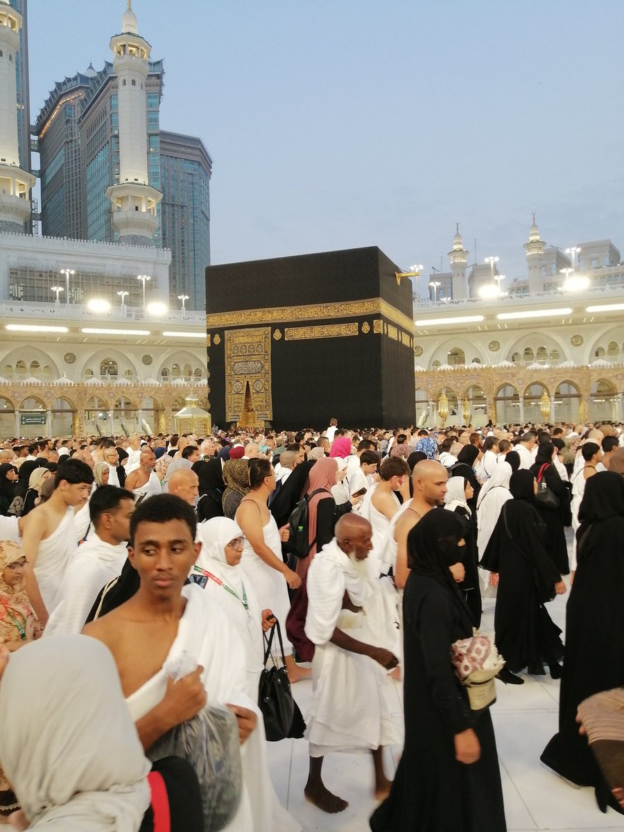 hlwsa0's tweet image. #يوم_الجمعة
اكرمتني فلك الحمد ♥️