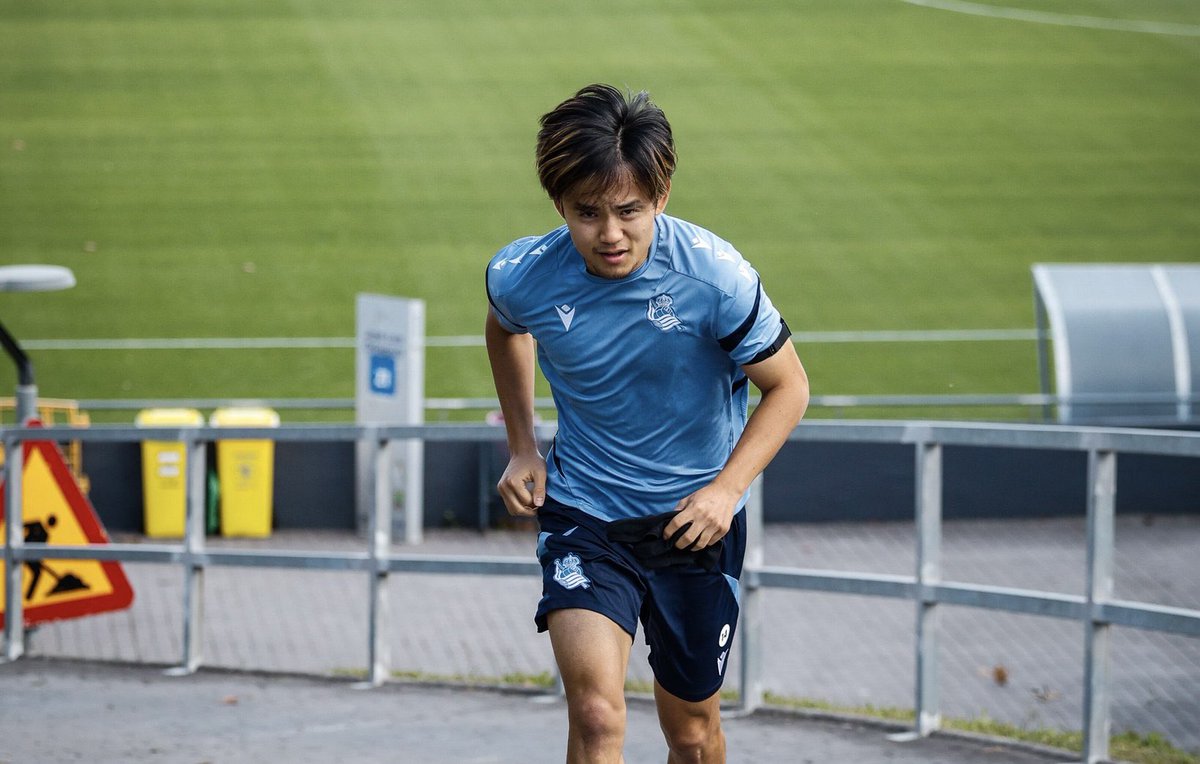 【小虎屋】久保建英 さっかーとーく！ on X