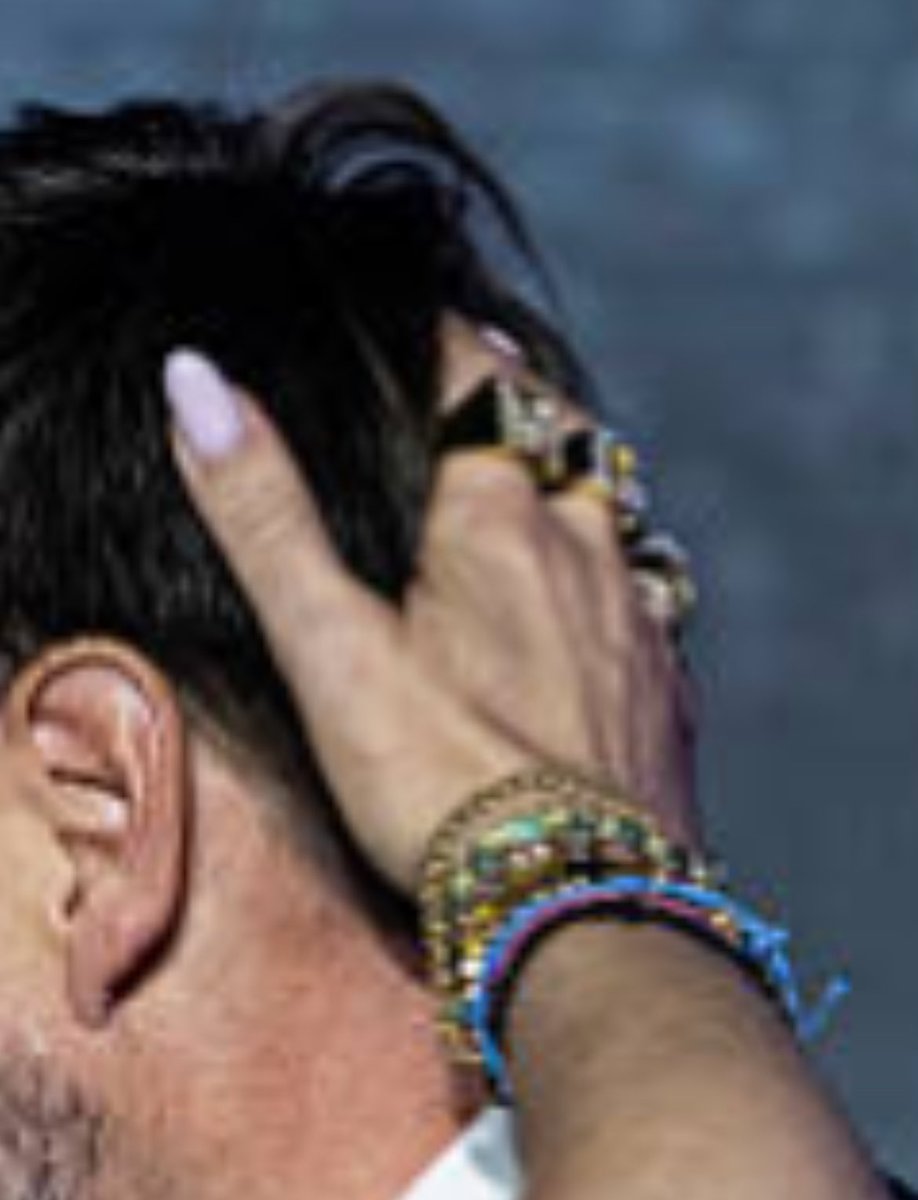 Black Beth Dutton tweet media