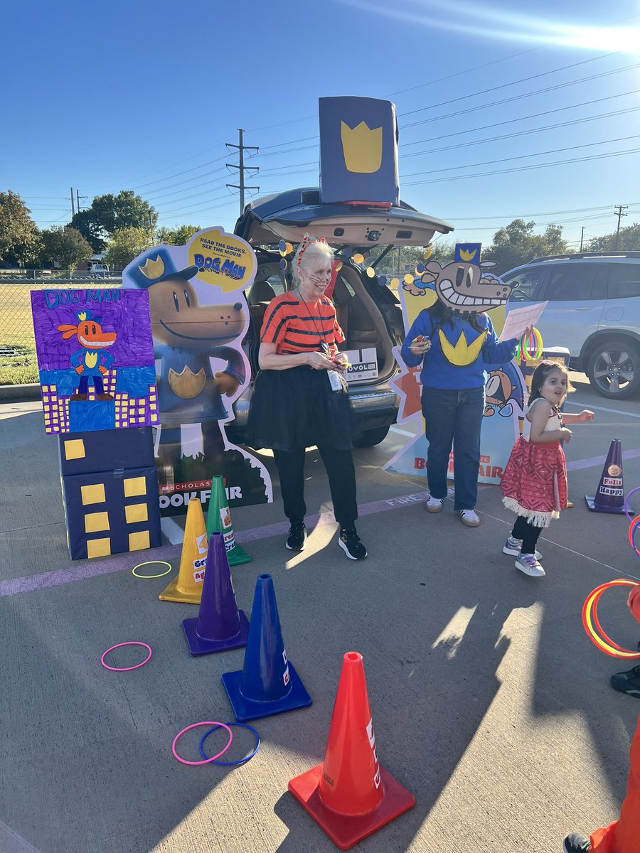 Mark Twain Elementary School tweet media