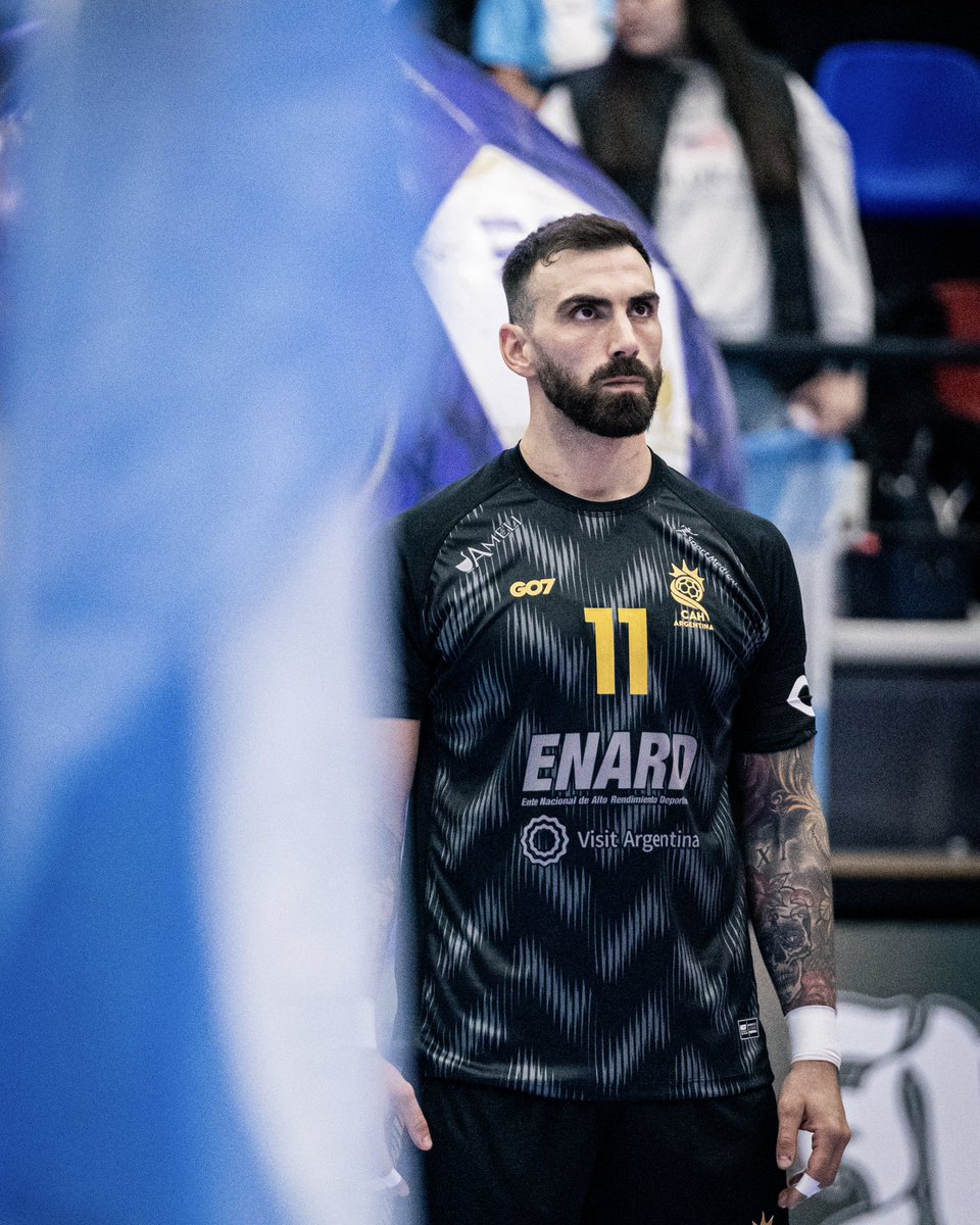 juegargentina's tweet photo. #Handball 🤾♂️ #4Naciones
#BuenosAires 📷CAH ::
Clásico sudamericano para los #Gladiadores en la Casa del Handball ⚔️ #JuegaArgentina
:: Fecha 2 ::
21:30hs 🇦🇷 Argentina vs Brasil 🇧🇷
📺Youtube CAH
👉En VIVO https://t.co/Hz6cYMlfB7 https://t.co/5eZaEbv4W3