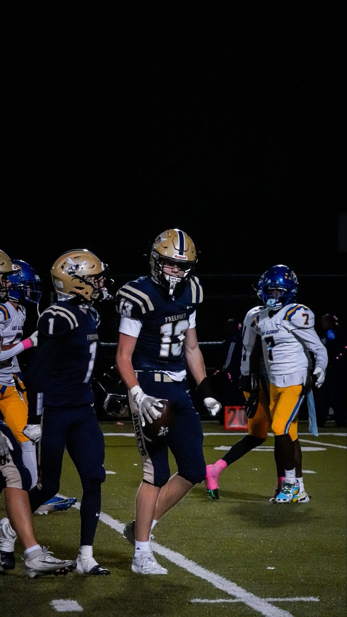 Regular season Senior highlights!
<a href="/cody_rainey/">Cody Rainey</a> <a href="/Tipton_05/">Tre Tipton</a> <a href="/MarcusAdemilola/">Marcus Ademilola</a> <a href="/Dyl_Henderson/">DH</a> <a href="/PineStar11/">Cheyton Pine</a> 

hudl.com/v/2T777Q