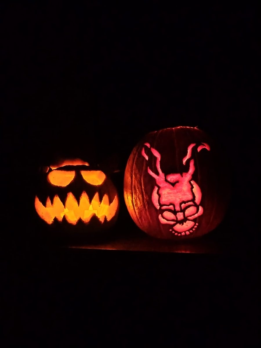 Pumpkins have been carved 🙌🏼