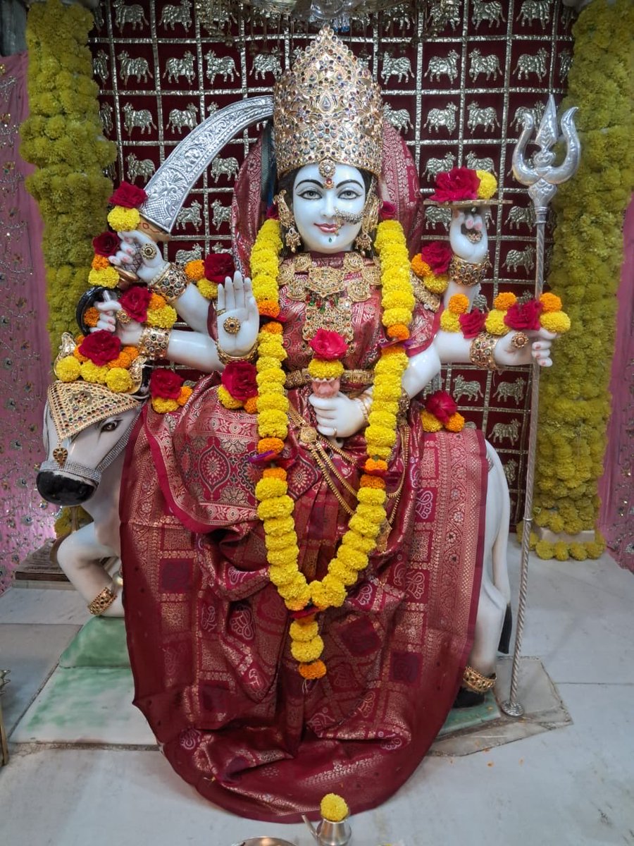 P87115398Suri's tweet image. 🙏🌼सुप्रभात दोस्तो 🌼🙏
        🙏 🌼जय उमिया मात की🌼🙏
  🙏🌼आज  के दर्शन गठिला मंदिर🌼🙏
 🙏🌼जयहो महाकाल भोलेनाथ की🌼🙏
🌼🌼🌼🌼🌼🌼🌼🌼🌼🌼🌼🌼