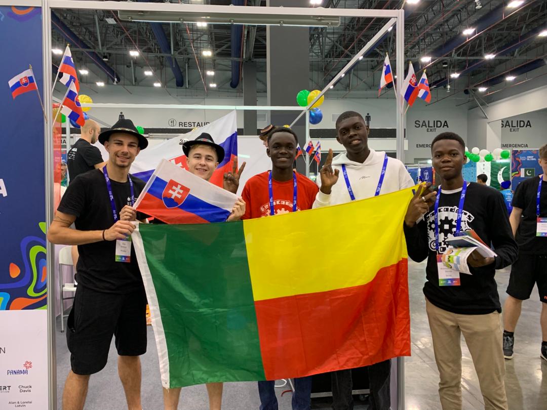 🇧🇯 Team Benin has landed in Panama City! 🌍✈️
The energy is high, the smiles are bright, and the spirit of innovation is alive!

#TeamBenin #FGC2025 #STEM #Robotics #Innovation #YouthInSTEM #GlobalUnity