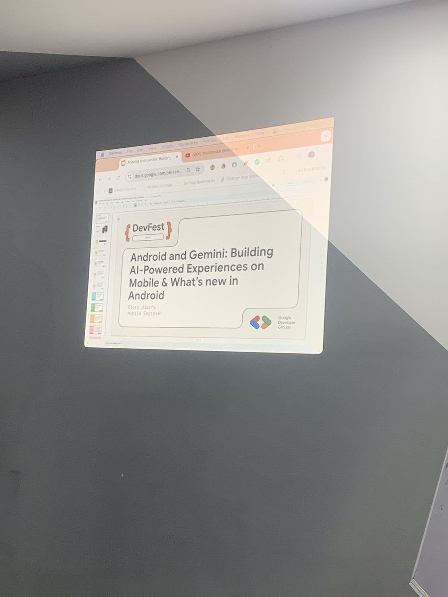Met an Mobile Engineer <a href="/kxSplash/">Glory Olaifa is hosting #Techfiesta</a> 
His session was wonderful, really learned a lot from him.

Thank you chief , it’s nice meeting you 🤝❤️