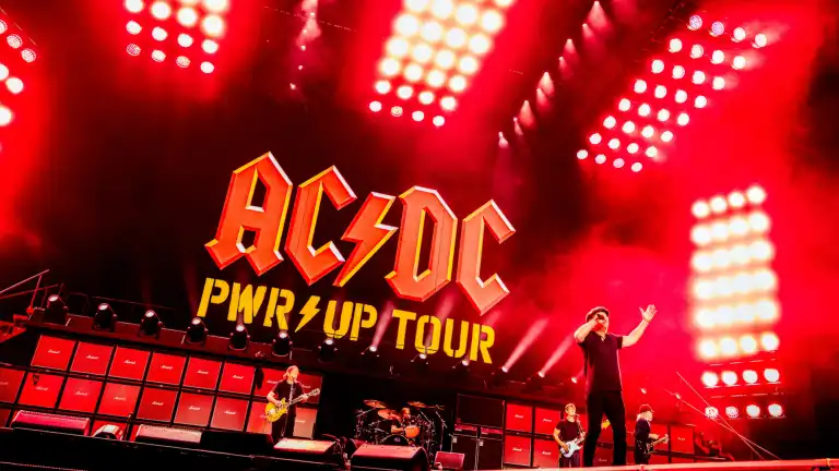 Tickets MX tweet media