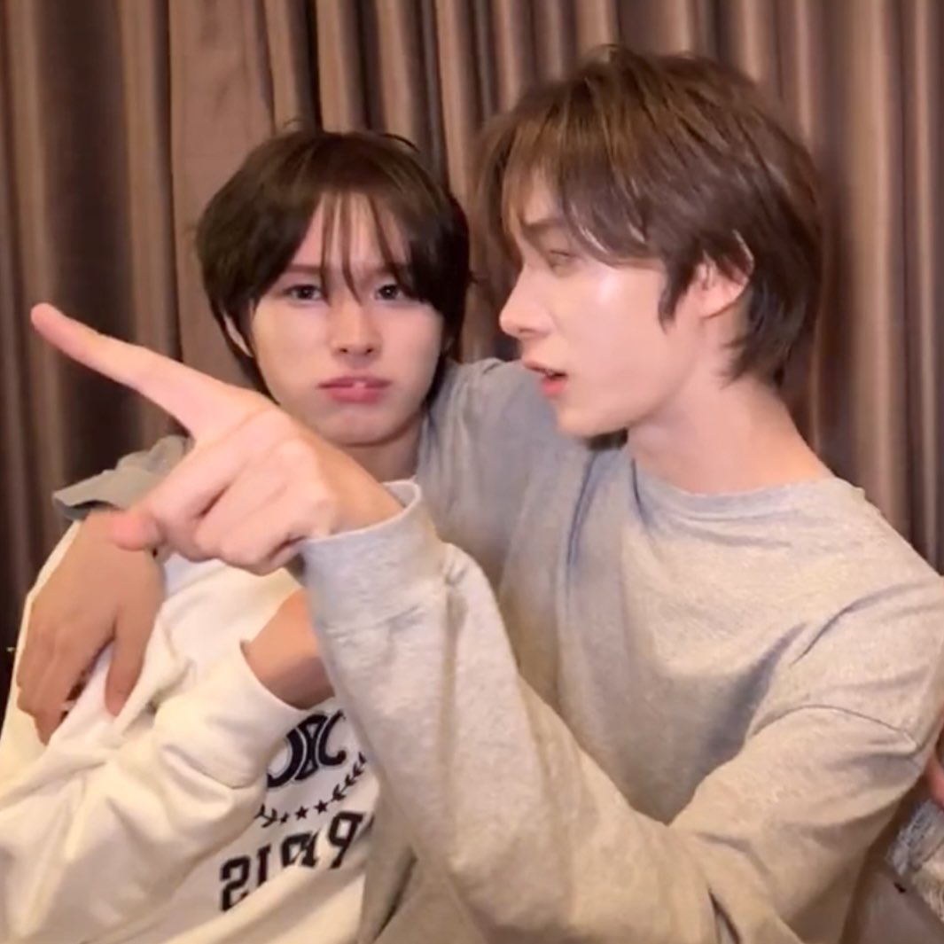 jenjenifer tweet media