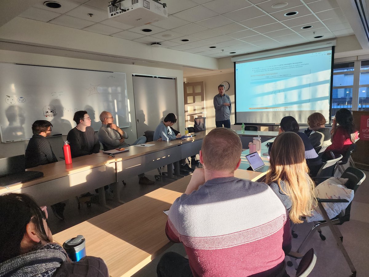 On 29 October, Michael Wagner (McGill) gave a talk titled "Prosodic #Focus and Syntactic Alternative Projection". There was lively discussion following the presentation, which touched on #phonology, #semantics, and #syntax.

Thanks, Michael, for visiting &amp; presenting your work!