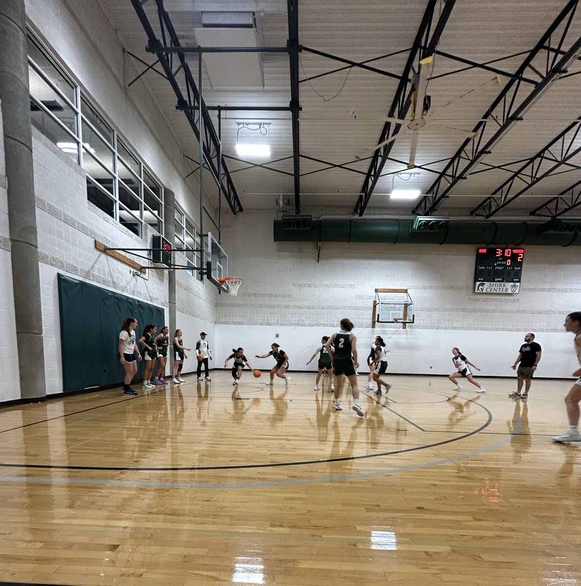 JacobDurdan's tweet photo. Spent a little time at Illinois Wesleyan Women’s Basketball practice tonight preparing for the upcoming @FieldcrestGBB season https://t.co/2JDC3I46vz