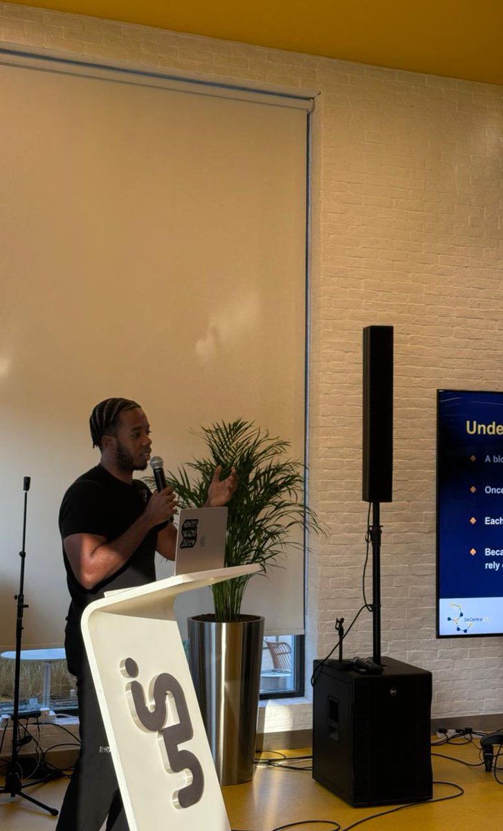 Back to doing what I do best 🦾

12.5hr flight from New York to Dubai

No sleep

Straight off the plane and straight to work

<a href="/in5dubai/">in5 Dubai</a> thank you for inviting to speak about blockchain &amp; the current state of crypto security at such an elite establishment