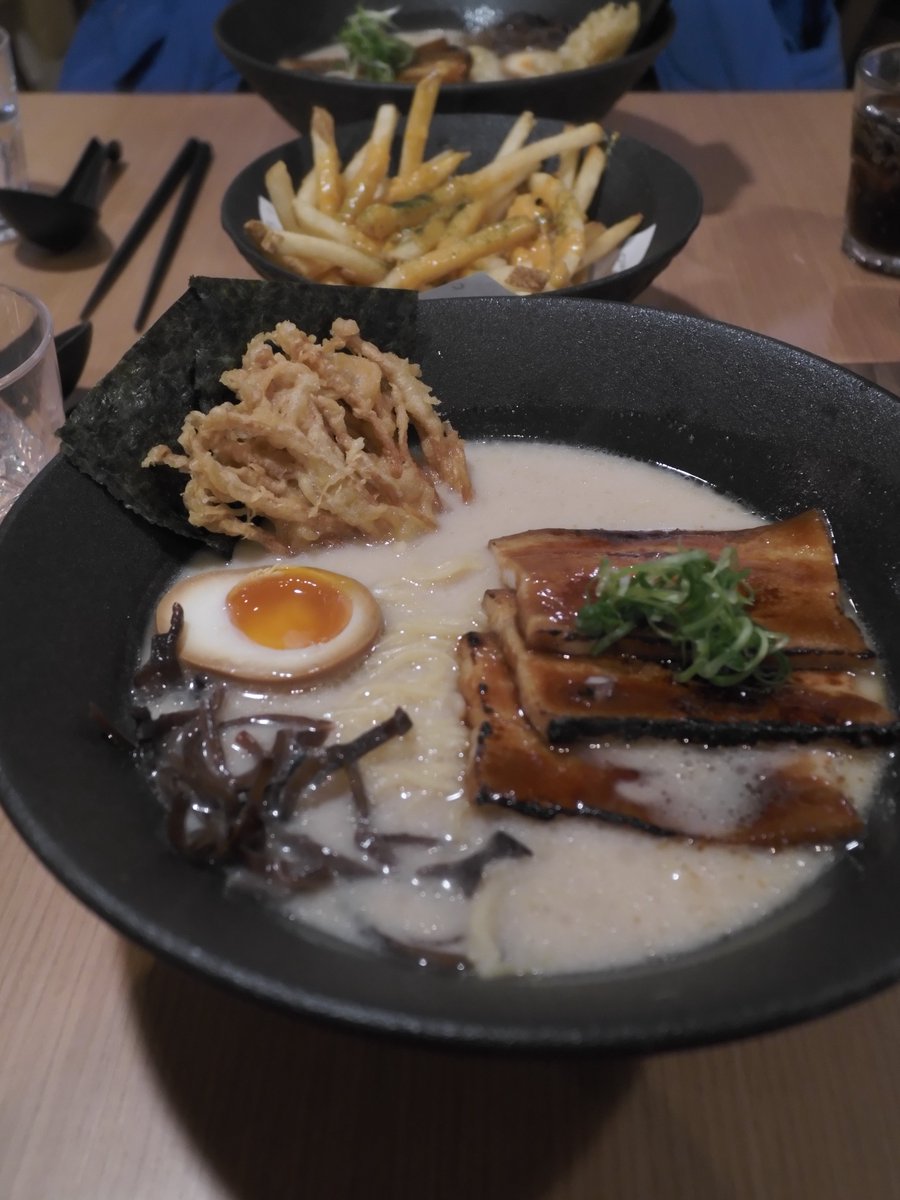 グレタ tweet media