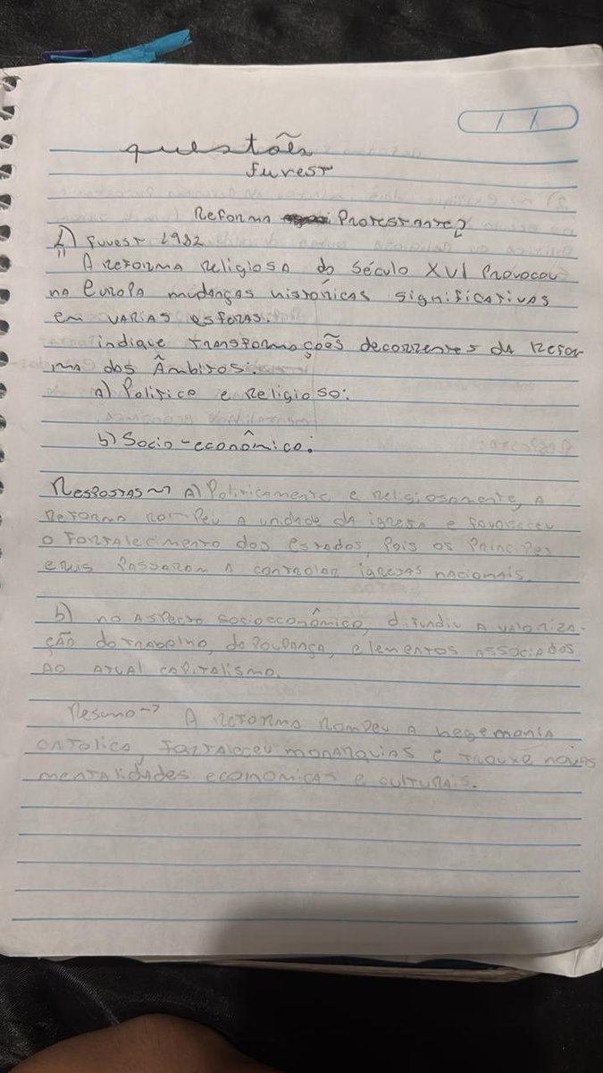 ssansally's tweet photo. to estudando pra fuvest e n sei c to conseguindo formular boas respostas q odio, to me sentindo uma burra https://t.co/JvCDk9Pr8c