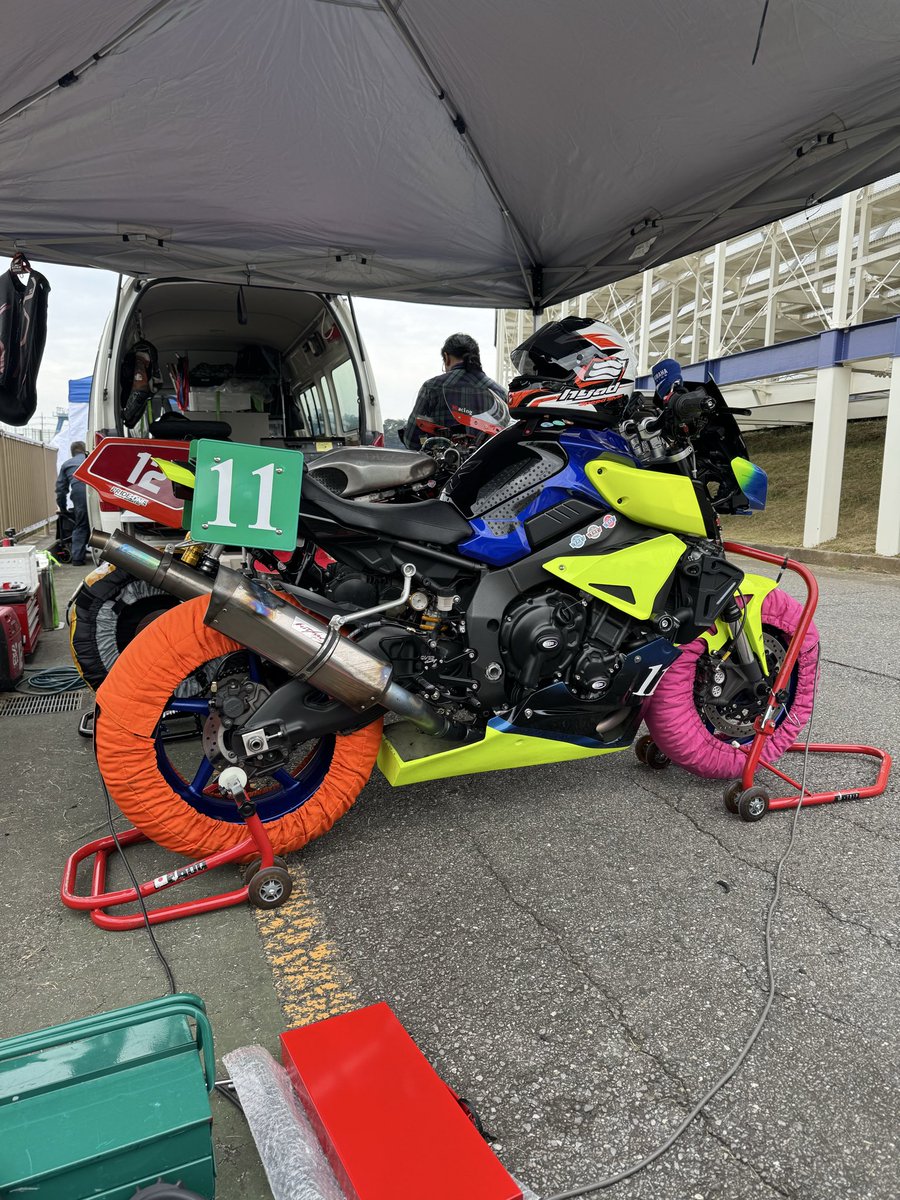 いやはや…
筑波難しい💦💦💦
外車速すぎ……🙃
明日の予選、決勝はどうなることやら⁉️
 #テイストオブツクバ
 #ヤマハMT
  #MT一10