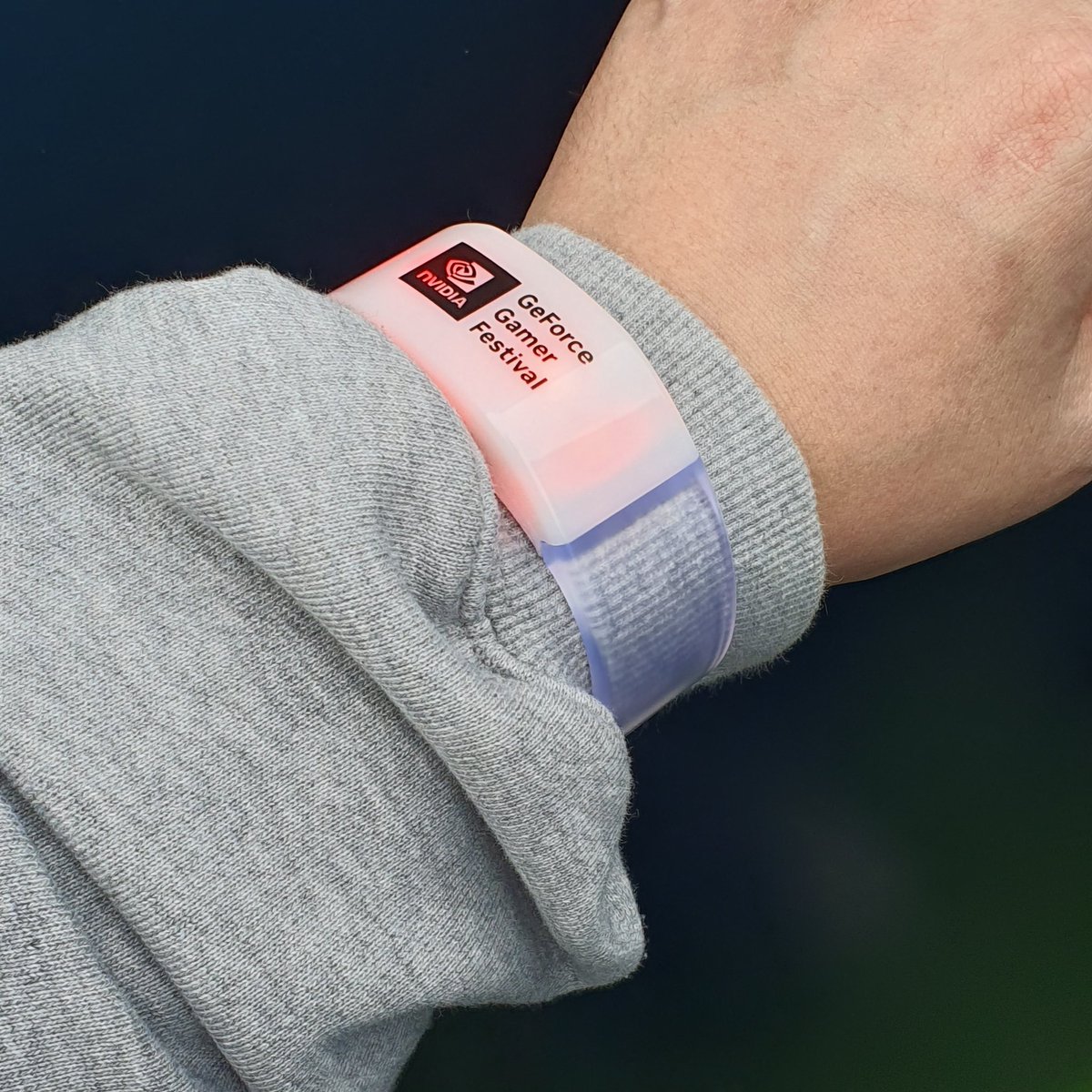 아이온2 체험하러 오랜만에 외출이였던것
잰슨황 이재용 정의선 앰케이(?)레츠고