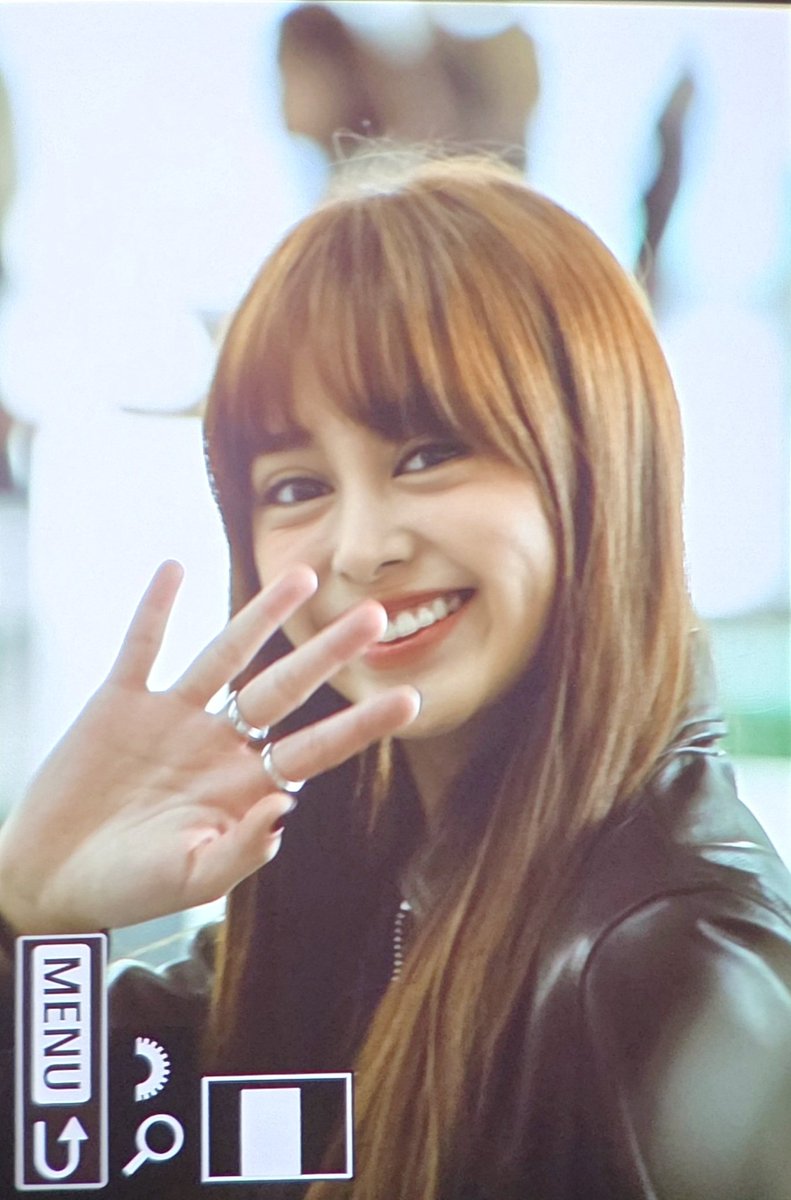 sangmi_18's tweet image. 251031 프리뷰

조심히 갔다와아아 👋

#AtHeart #앳하트 #KATELYN #케이틀린