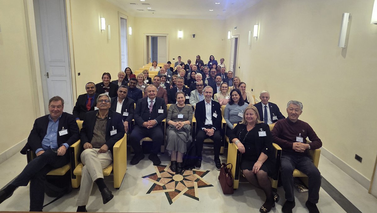 Acran Salmen-Navarro MD, MSc, AEP tweet media