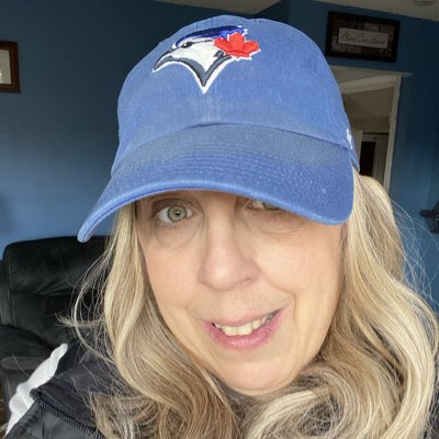 Shannon West 🇨🇦 tweet media