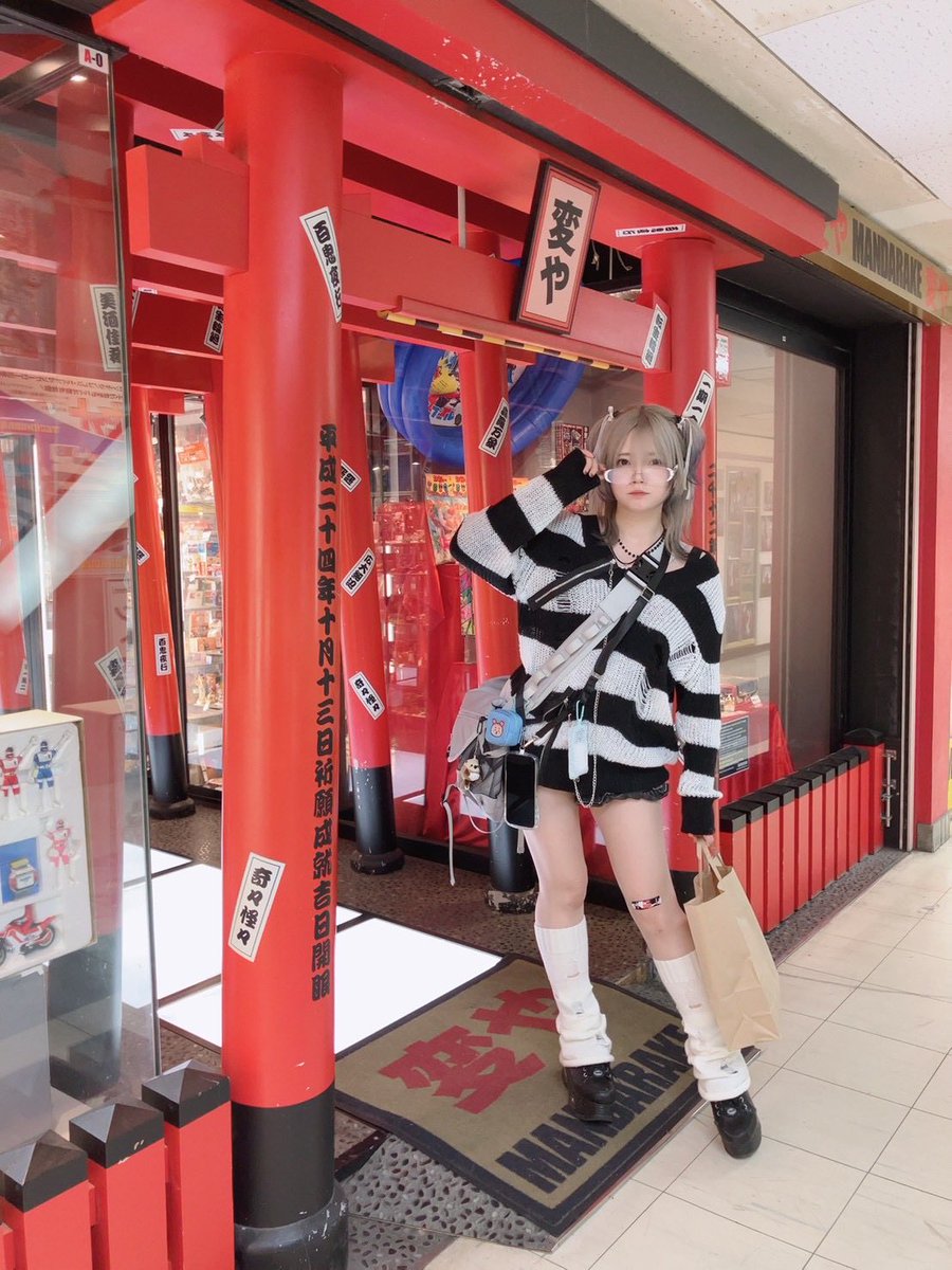 ともこさん 超探偵事件簿 レインコード オレ様ちゃんはお嫁さん!?』アクリル