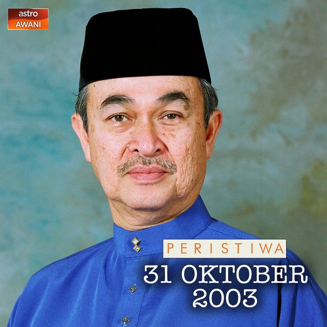 501Awani's tweet image. Hari ini 22 tahun yang lalu, Tun Abdullah Ahmad Badawi mengangkat sumpah sebagai Perdana Menteri ke-5.

Mesra dipanggil Pak Lah, beliau lahir di Bayan Lepas, P.Pinang pada 26 November 1939 dalam keluarga agamawan yang dihormati. Datuknya, Syeikh Abdullah Badawi Fahim merupakan…