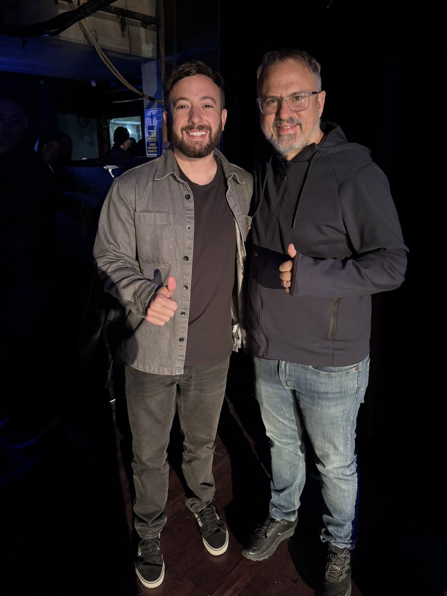 Con un tipo comprometido con las
ideas que movilizan este tiempo de cambios profundos. <a href="/AgustinLaje/">Agustín Laje</a> <a href="/DerechaFest/">Derecha Fest</a>