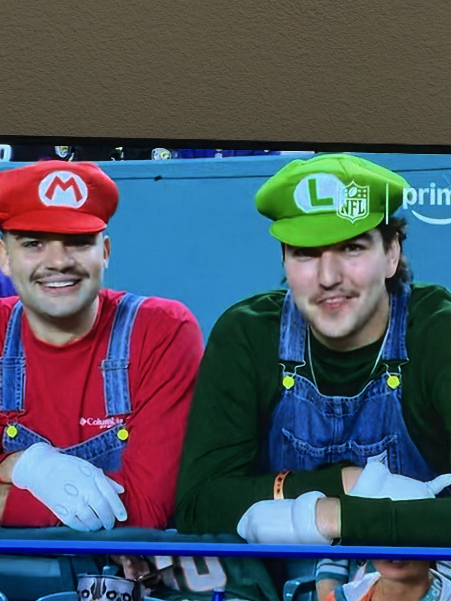 Riley Fowler tweet media