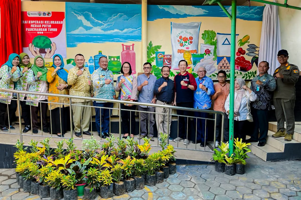 Artha Graha Peduli melalui PT Mardika Daya Tribuana bersama Pemerintah Kecamatan Pademangan, Kelurahan Pademangan Timur, dan RW 12 meresmikan Kolam Gizi RW 12 #AGPeduli #ArthaGrahaPeduli