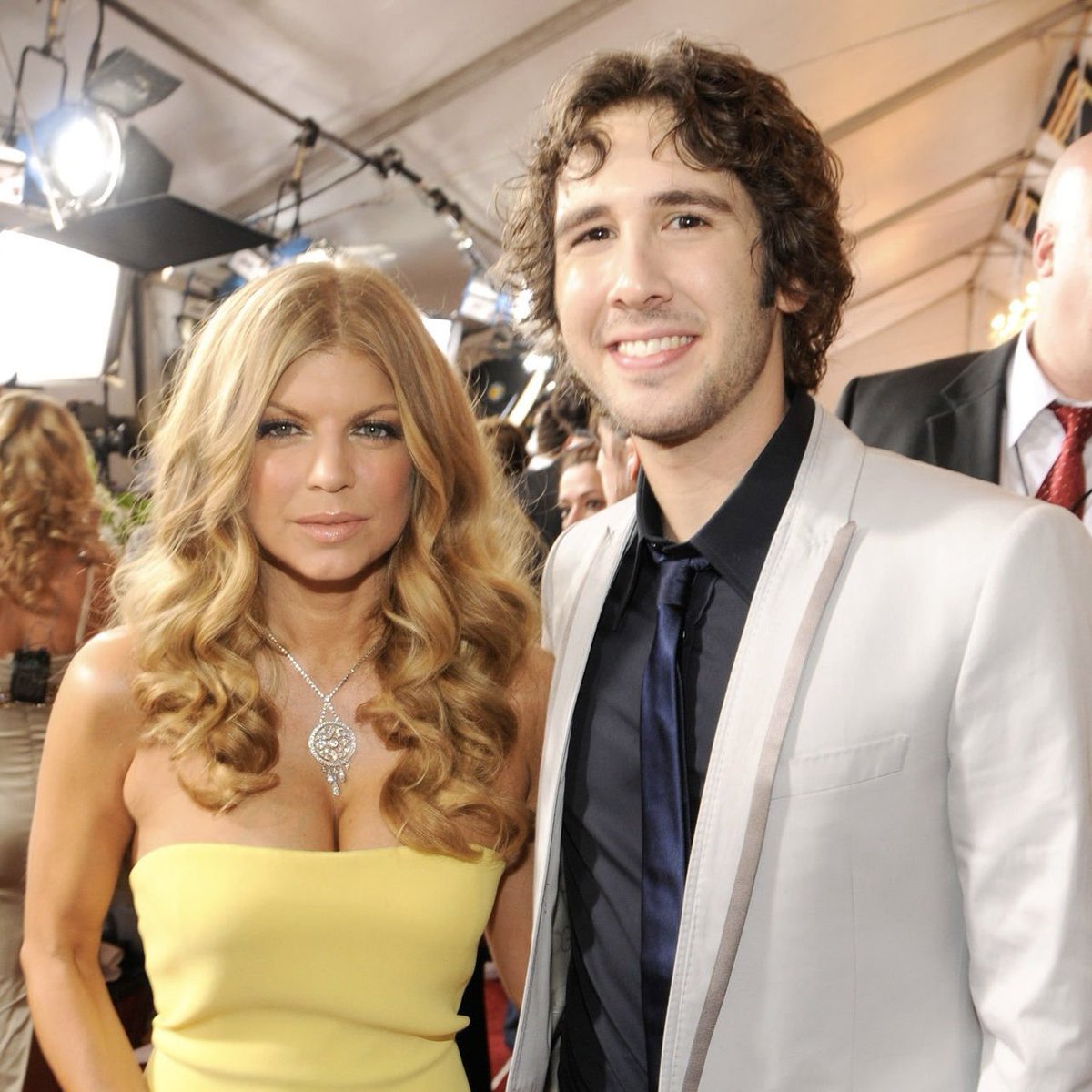 iheartfergie's tweet photo. #Fergie and #JoshGroban arrived to the 50th Annual #GRAMMY Awards at the #StaplesCenter on February 10, 2008 in #LosAngeles, #California. https://t.co/51cxgJA2mK