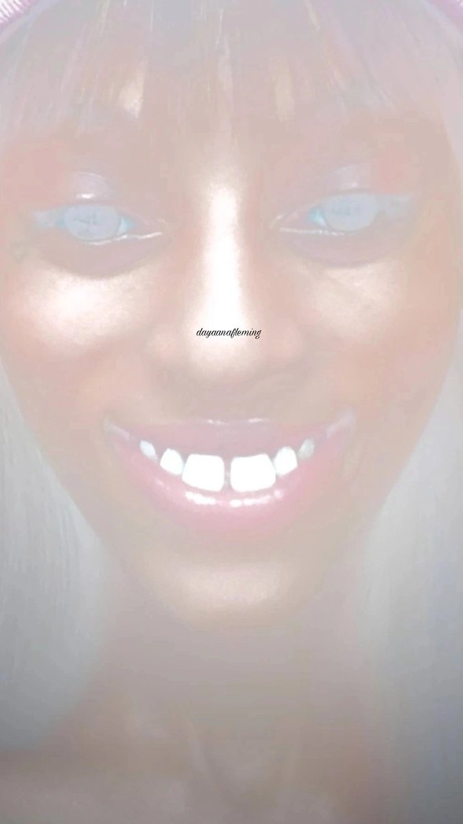 BabyItsDayana's tweet image. #CreativeArtsPerformance
#CreepyArt
#UncannyValleyArt
#DigitalDistortion
#DayanaFleming