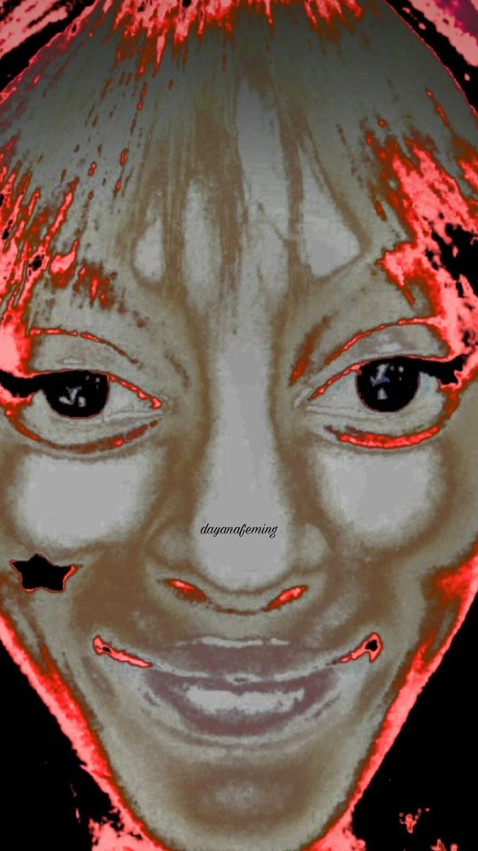 BabyItsDayana's tweet image. #CreativeArtsPerformance
#CreepyArt
#UncannyValleyArt
#DigitalDistortion
#DayanaFleming