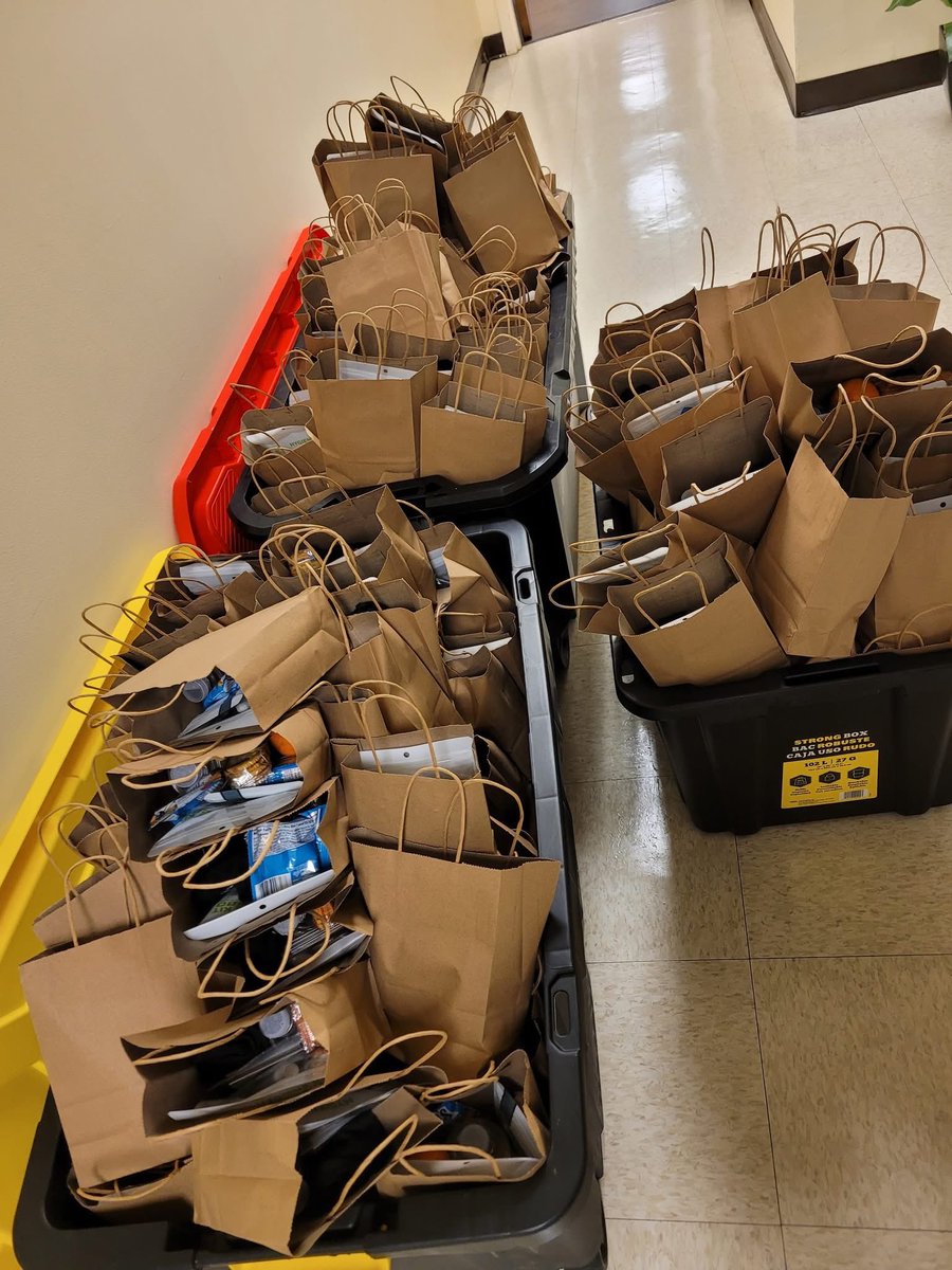 CFamC's tweet image. Thanks CFC Seasoned Saints for preparing toiletry care bags and snacks for the guests at Oak City Cares. Our volunteers will head there this Saturday morning. They will also distribute warm hats, gloves, socks, and emergency blankets. #wearecfc #cfccares