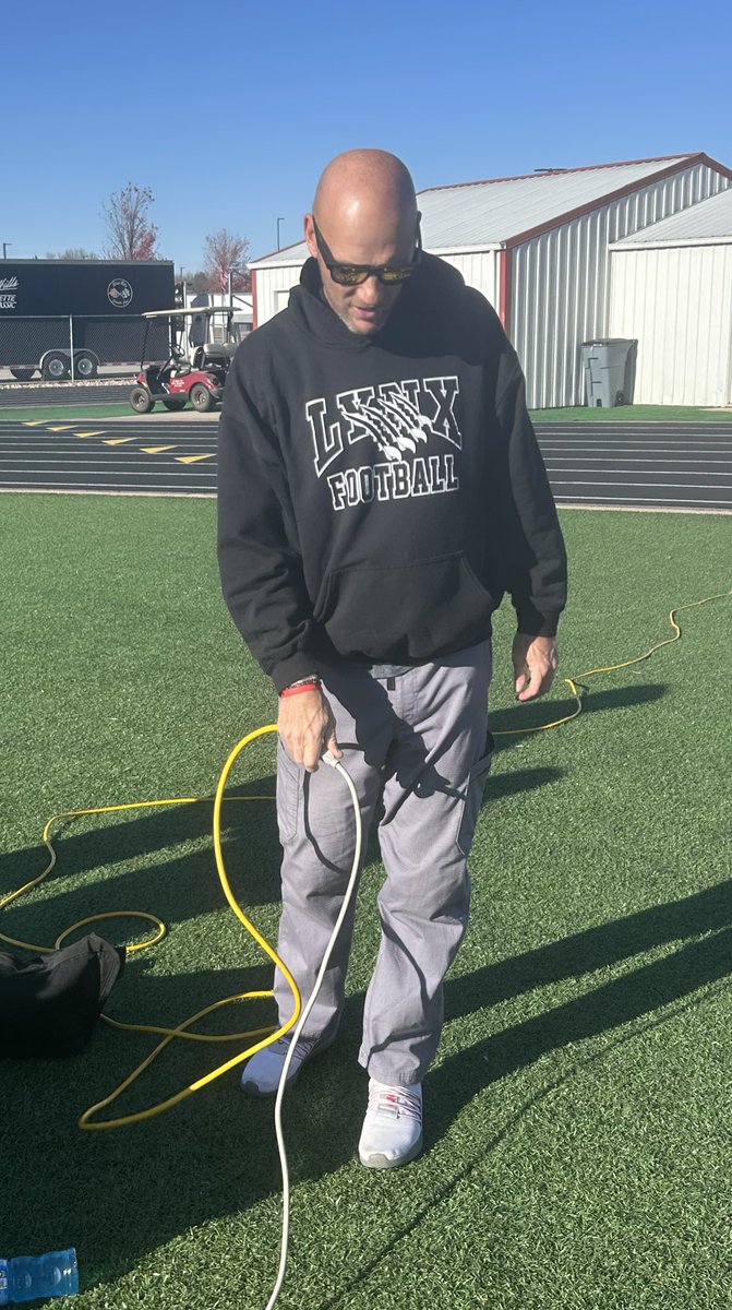 So proud of my great friend &amp; awesome coach <a href="/SylliaasenTim/">Tim Sylliaasen</a> who was named the <a href="/sdfbca/">SoDak Football Coaches Association</a> 11AAA Assistant Coach of the Year! Here he’s doing just one of the countless things he does for our athletes, the thankless job of getting the film ready. He’s humble, but he’s the man. Congrats!