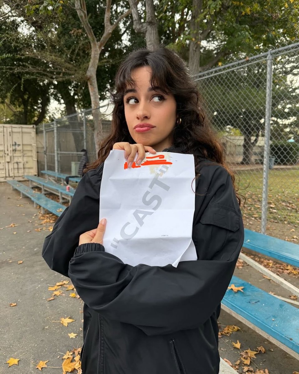 Camila_Cabello's tweet image. watching: Coraline, Parks and rec, sleepy hollow
reading: Priestdaddy by Patricia Lockwood and poetry for song inspo
going to: trashy lingerie for Halloween costumes because I refuse to sit in hair and makeup for 2 hours on a non work day
listening to: lily allen album, 2000s…