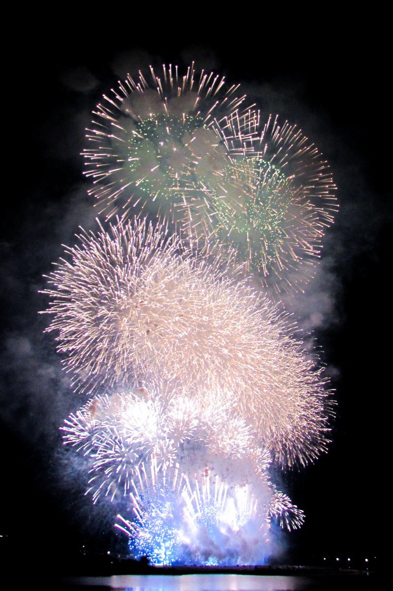 STEx35701635's tweet photo. やつしろ全国花火競技大会による臨時・回送・増結

今年は暑かった。 https://t.co/NLXE5vdWqD