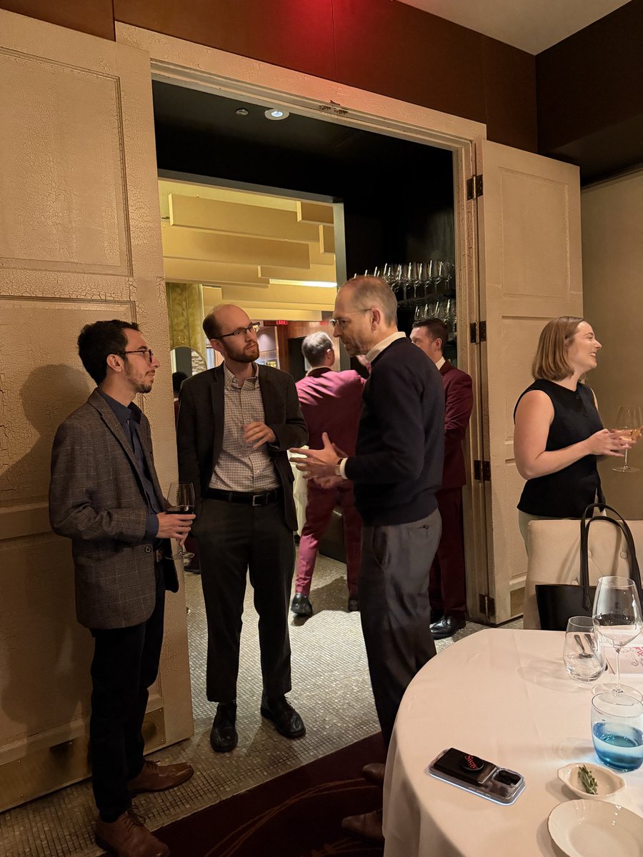 SwayEffect's tweet image. Another great @Appian media dinner in the bag. Thanks to all the reporters who joined us for tonight’s great discussion led by CEO @mwcalkins. #TSEclientwork