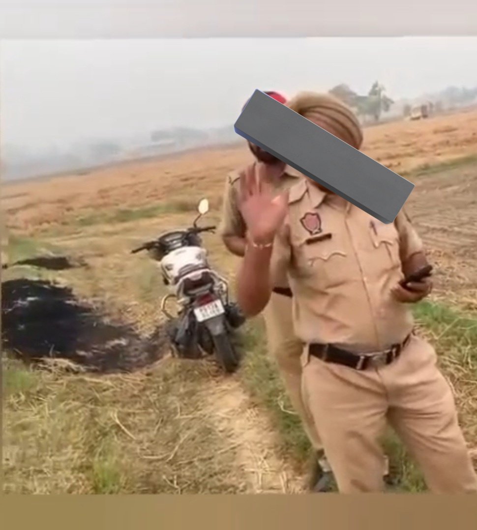 Aviator_hardeep's tweet image. Continuous vilification of Panjab Farmers on the basis of Fake and Fabricated #Paddystraw &apos;burning&apos; videos can only benefit Govts of the day and and no one else. 

It helps divert attention from numerous issues like Election Frauds, also provides a continuity to anti Panjab…