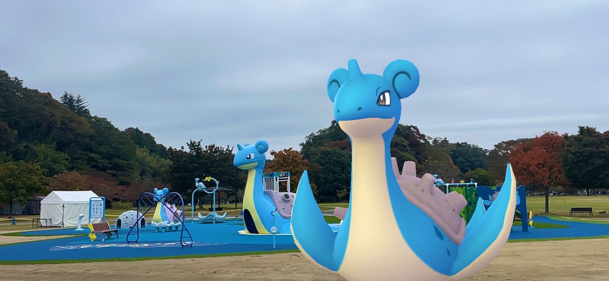 Matsumaz's tweet photo. 狭い範囲ですがルアーを焚けばラプラス大量出現です。
#ポケモンGO #GOsnapshot #ARofTheDay #PokemonGOARplus #ラプラス公園 https://t.co/2JTjVVrBgI