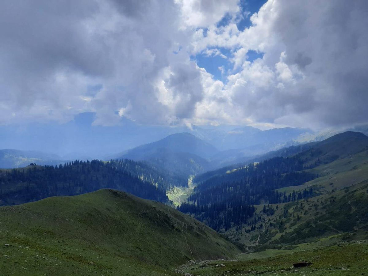 kupwarasentinel's tweet image. 🌄 The Paradise on Earth – Keran - where every view tells a story of peace, purity and paradise 🌤️
#HeavenlyHues
#PeaceInNature
#ValleyOfDreams