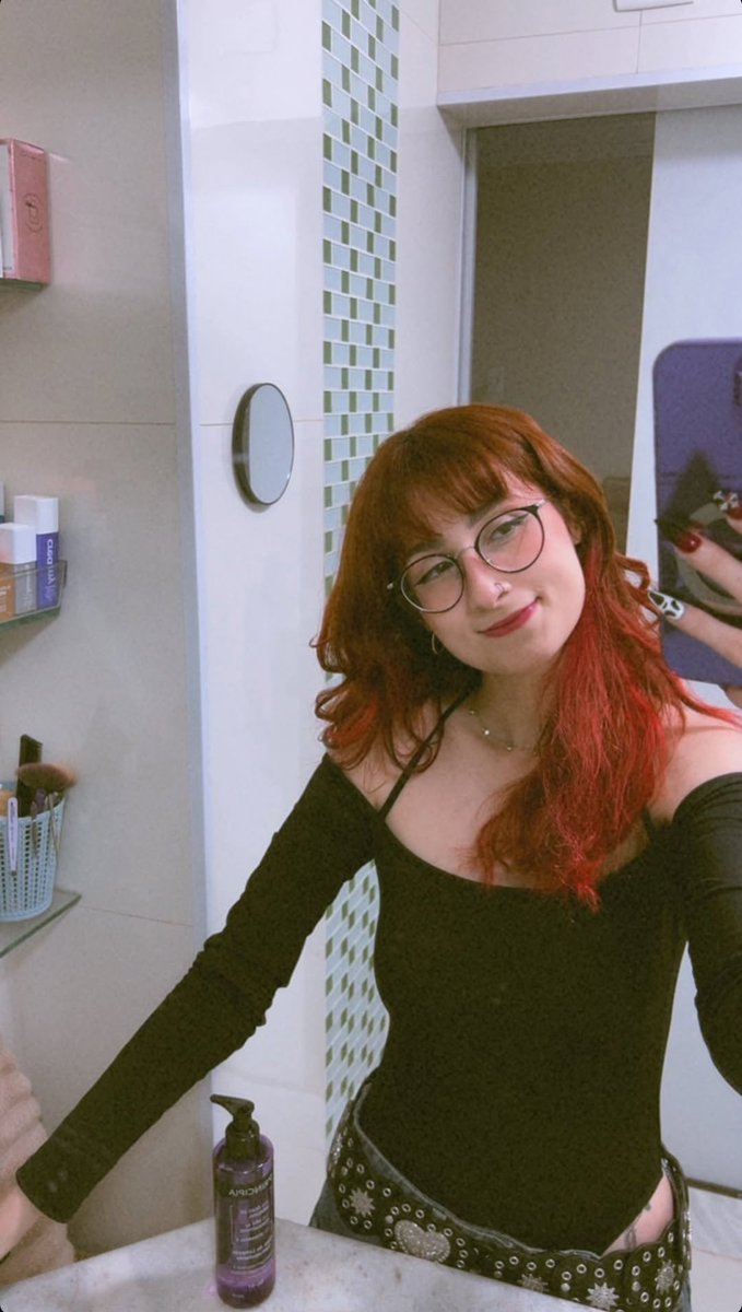GoonerH2000's tweet photo. a vagabunda ficou ruiva, agora vai ser bem mais gostoso de gozar pra essa cadela da C4rol https://t.co/VqnWeva0ET