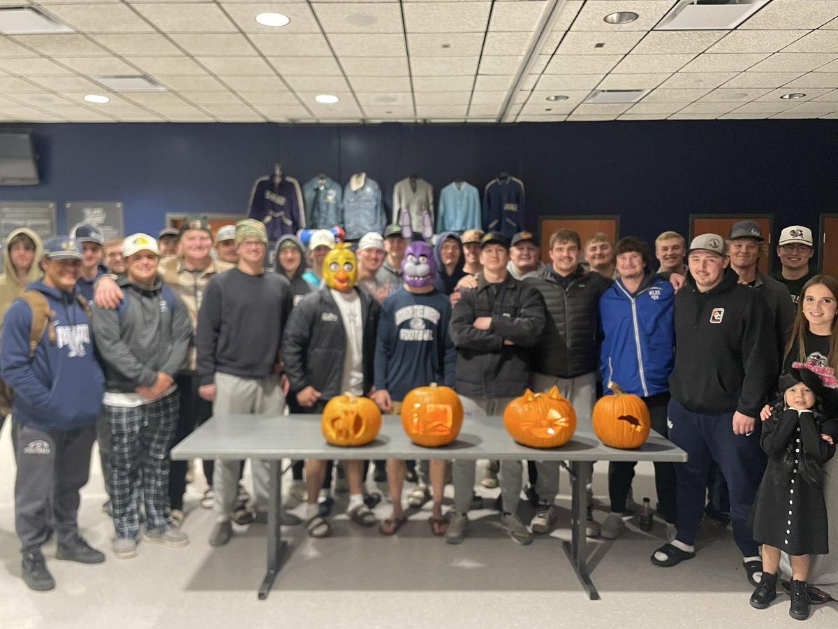 Coach Jason Thier 🏈 tweet media