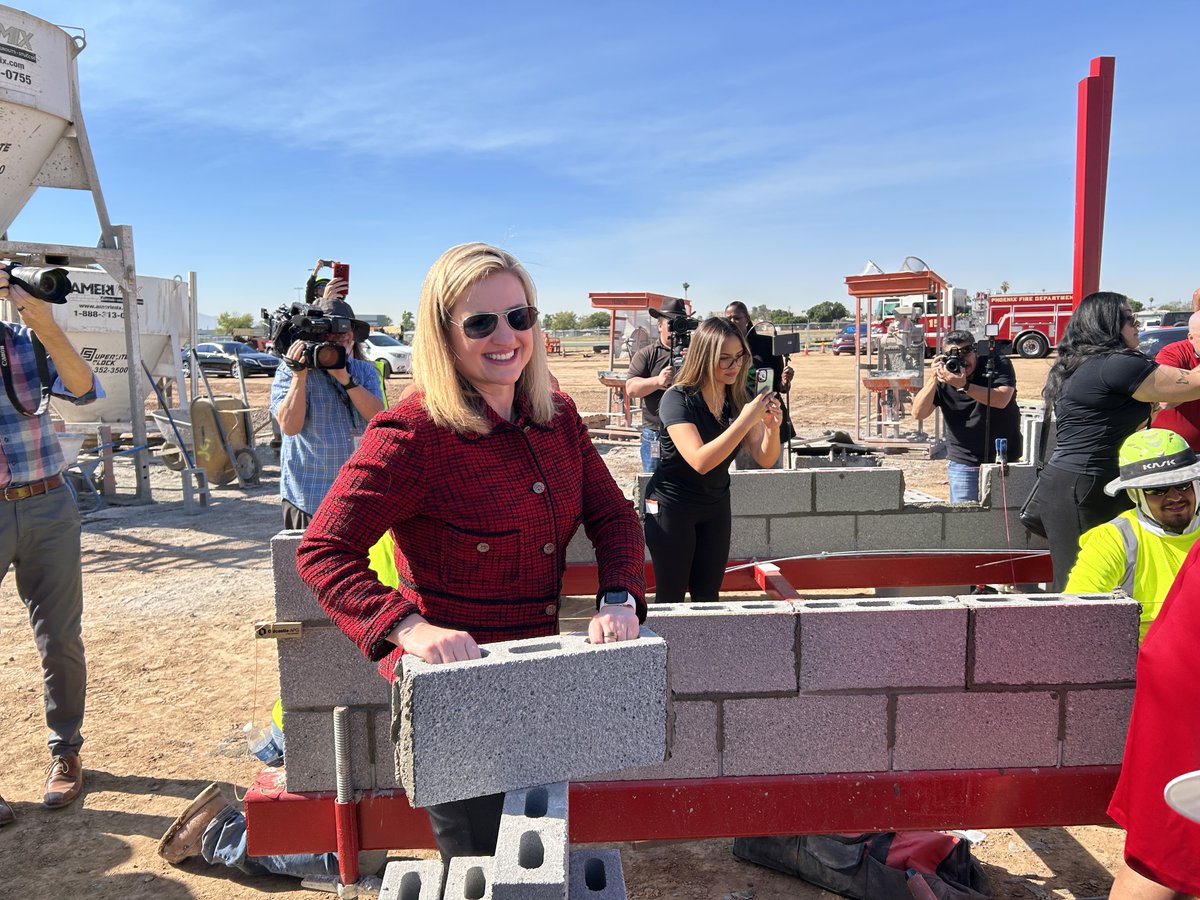 Mayor Kate Gallego tweet media