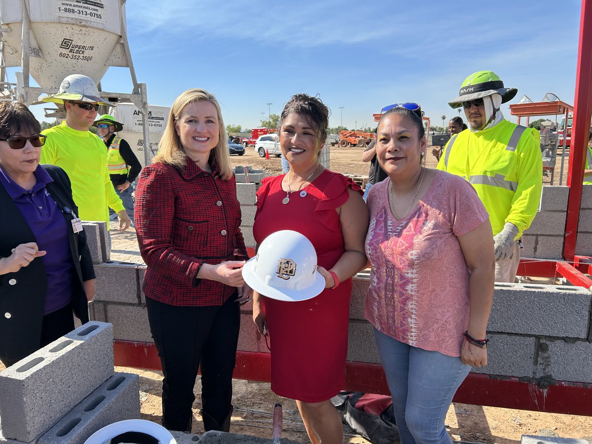 Mayor Kate Gallego tweet media