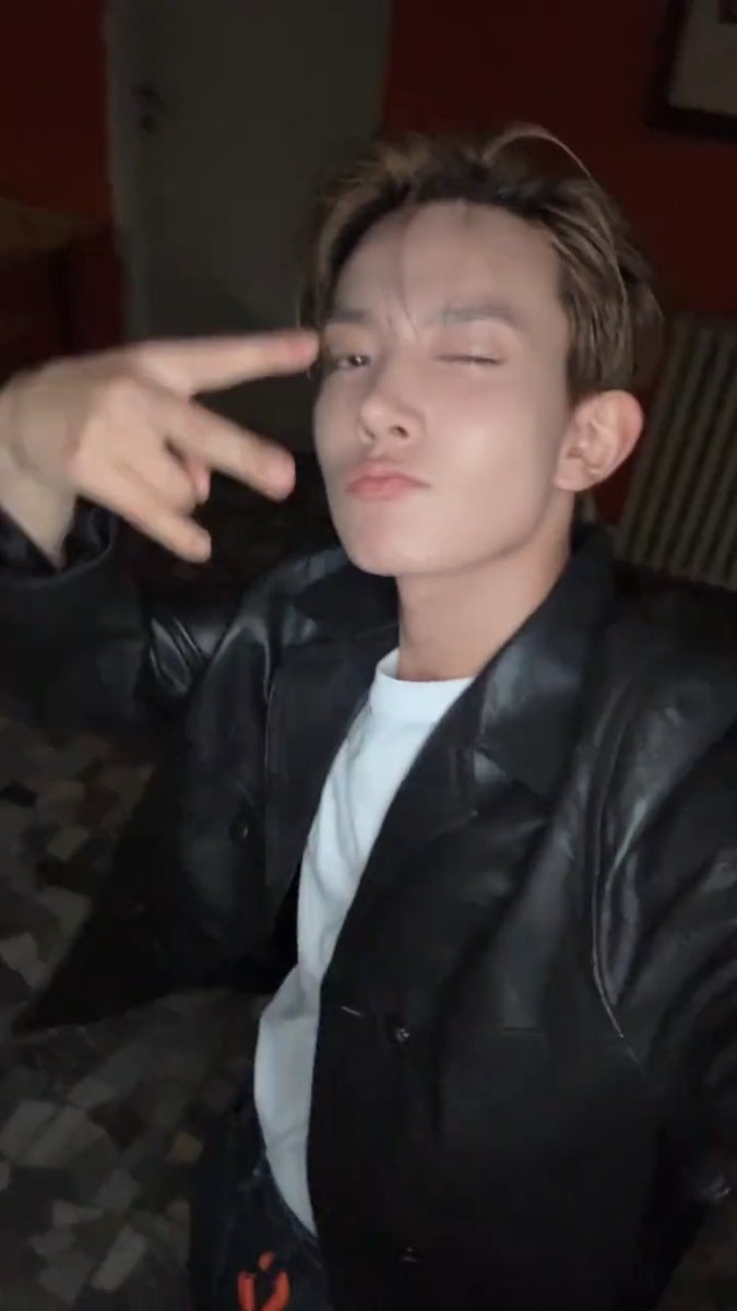 Yooo what's upp ✌️